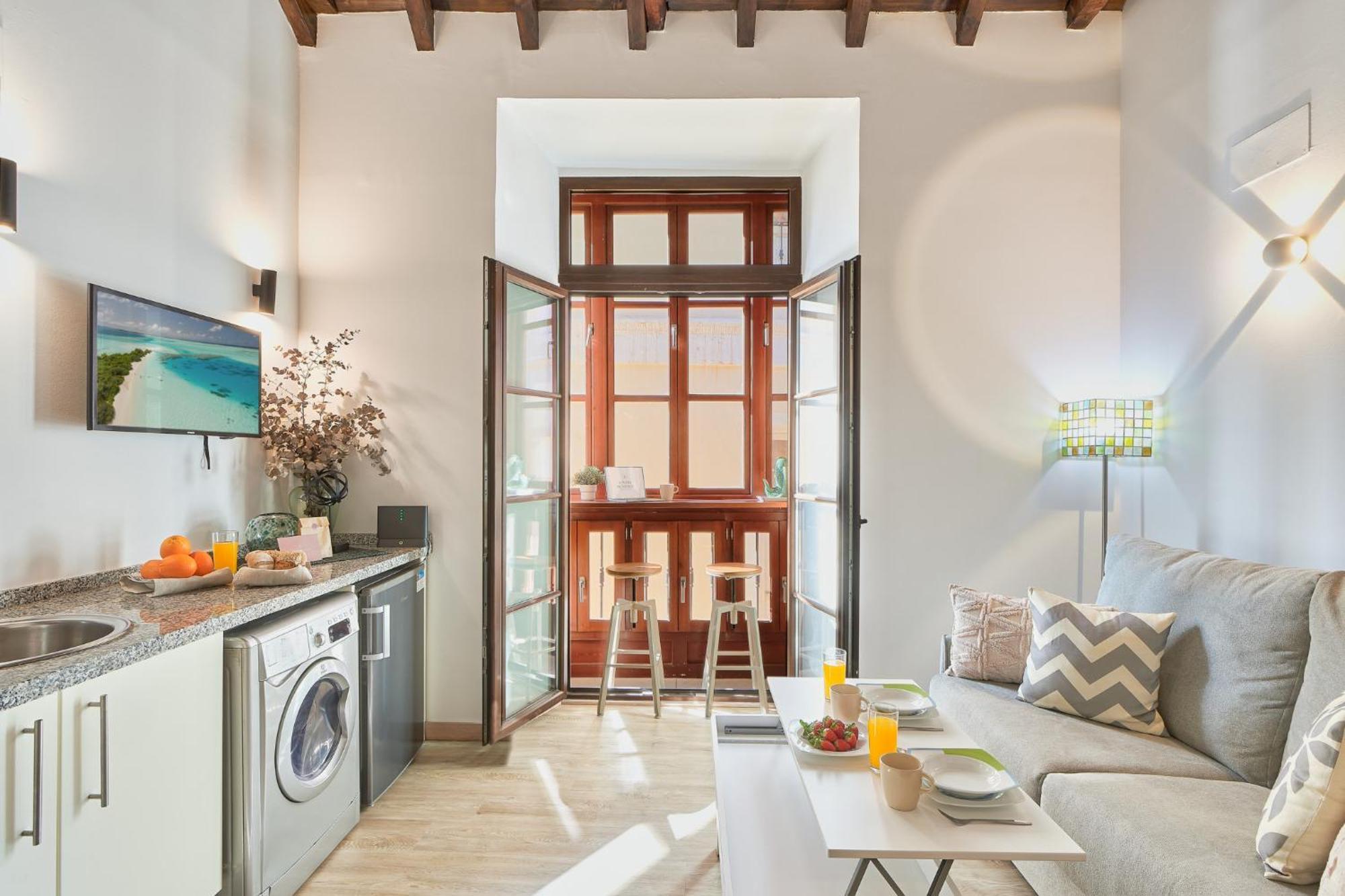Martires Malaga Centro Apartment ภายนอก รูปภาพ